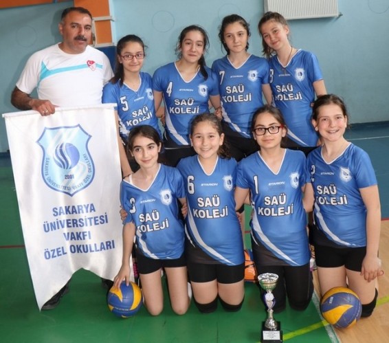 Küçük Kızlar Voleybolda Şampiyonlar Belli Oldu