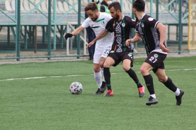 Mamak FK-Sakaryaspor maçının fotoğrafları
