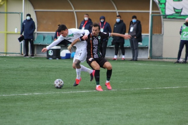 Mamak FK-Sakaryaspor maçının fotoğrafları