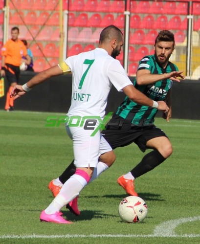 Manisa B.Belediye-Sakaryaspor:0-0