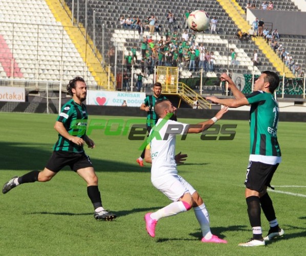 Manisa B.Belediye-Sakaryaspor:0-0