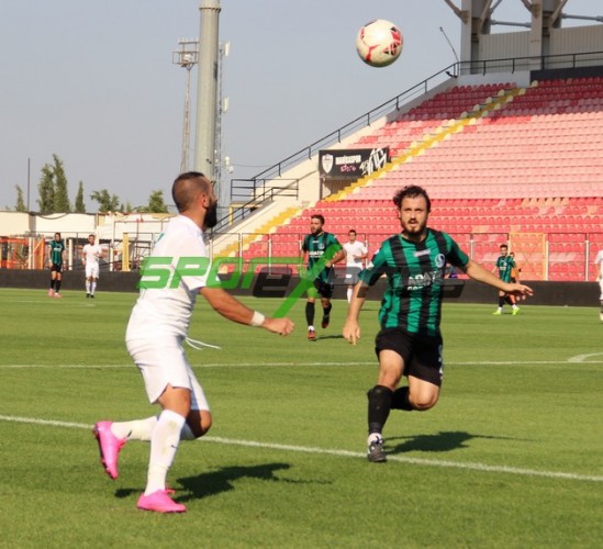 Manisa B.Belediye-Sakaryaspor:0-0