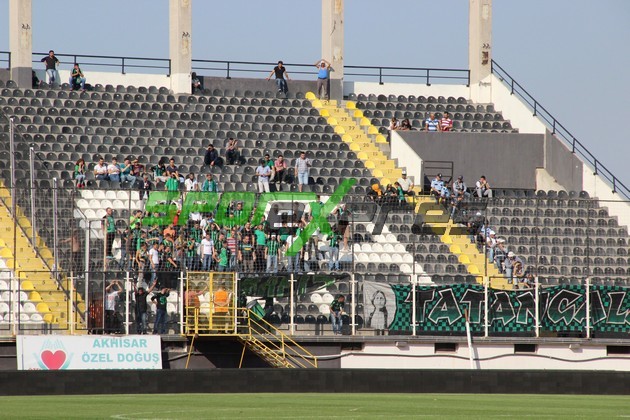 Manisa B.Belediye-Sakaryaspor:0-0