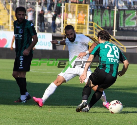 Manisa B.Belediye-Sakaryaspor:0-0