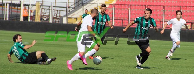 Manisa B.Belediye-Sakaryaspor:0-0