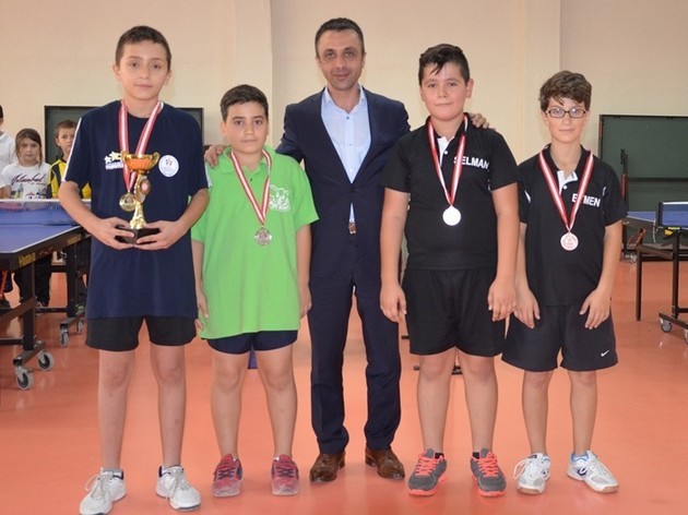 Minikler Masa Tenisinde şampiyonlar belli oldu