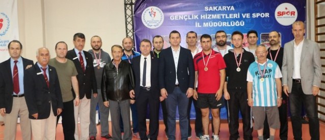 Masa Tenisinde Öğretmenler günü coşkusu