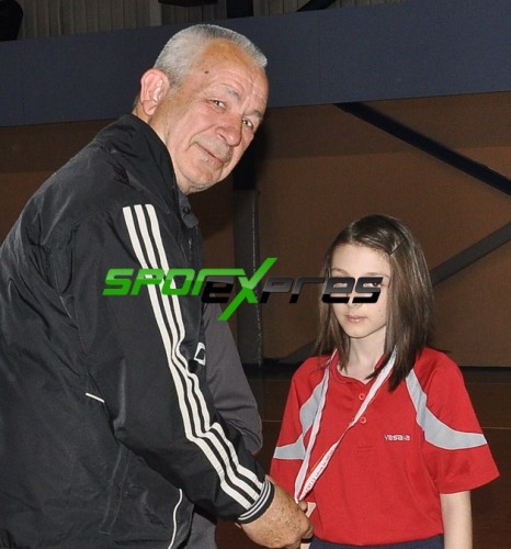 Minik ve Yıldızlar Masa Tenisi resitali
