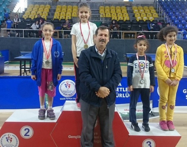 Masa Tenisinde şampiyonlar belli oldu