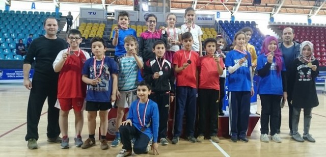 Masa Tenisinde şampiyonlar belli oldu