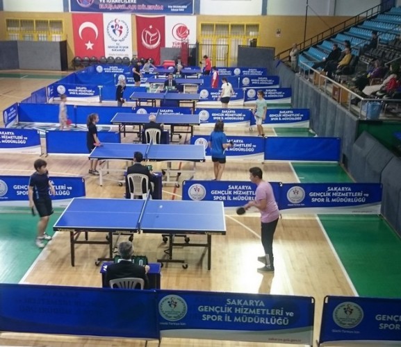 Masa Tenisinde şampiyonlar belli oldu