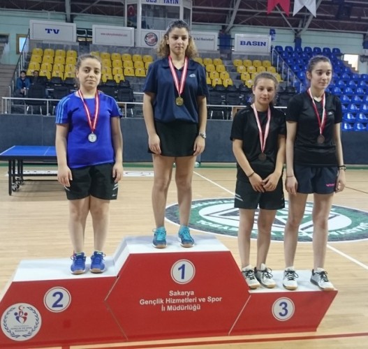 Masa Tenisinde şampiyonlar belli oldu