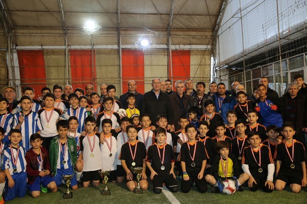 Minikler'de Şampiyon Yenigün Mahallesi