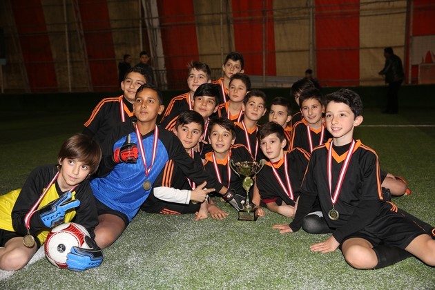 Minikler'de Şampiyon Yenigün Mahallesi