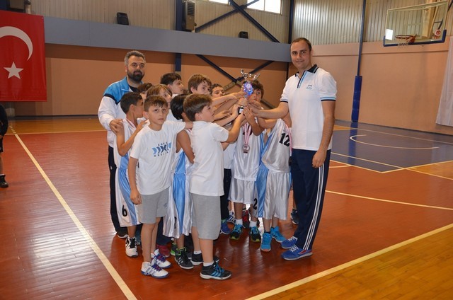 Minikler Basketbolda Şampiyon Belli oldu