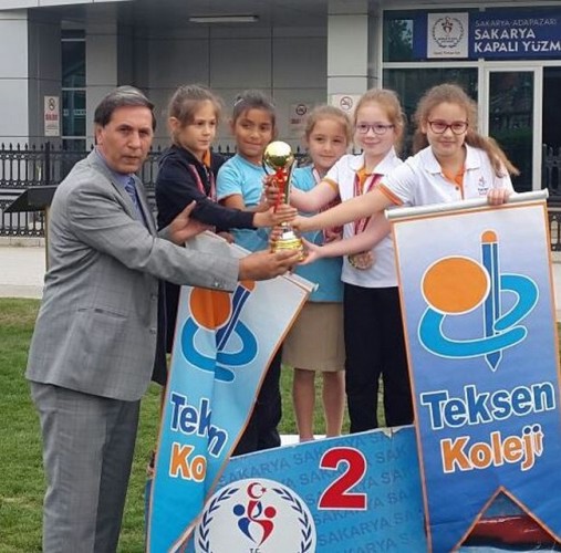 Minikler kupaları kavuştu