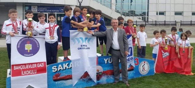 Minikler kupaları kavuştu