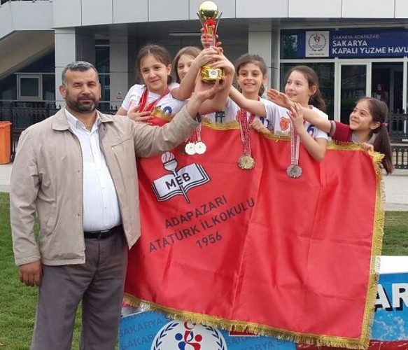 Minikler kupaları kavuştu