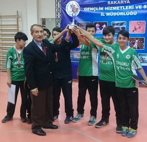 Mithatpaşa Ortaokulu Şampiyon