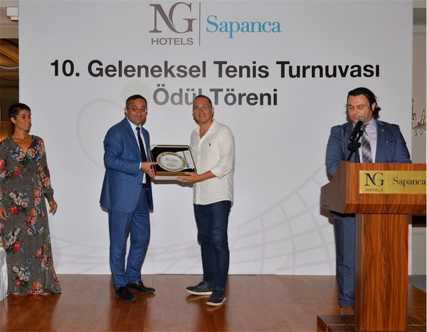 Sapanca'da tenis coşkusu yaşandı