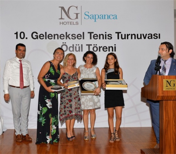 Sapanca'da tenis coşkusu yaşandı