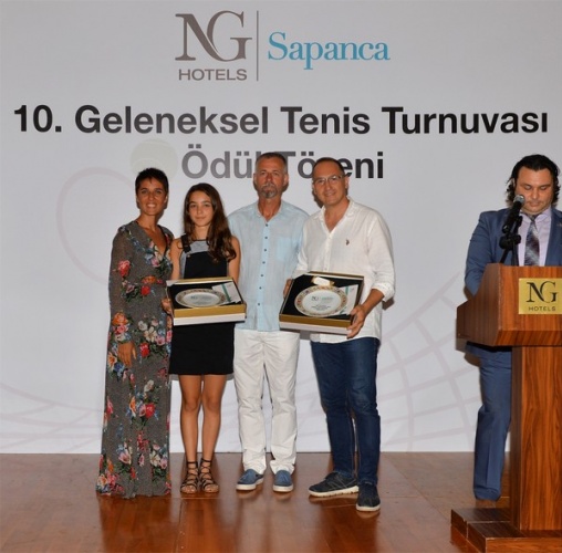 Sapanca'da tenis coşkusu yaşandı