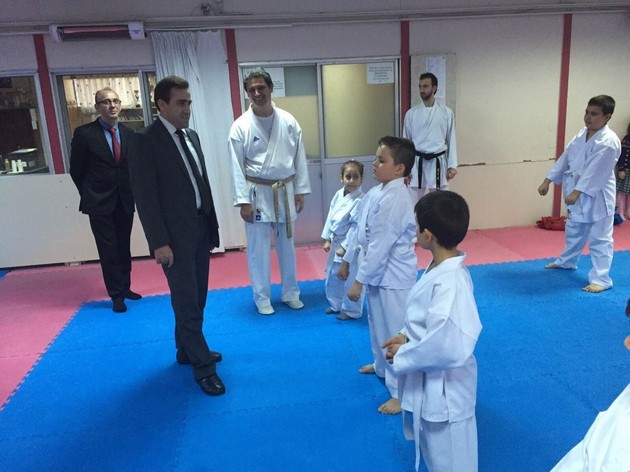 Geyve Kaymakamından Enes Öz’e tören.