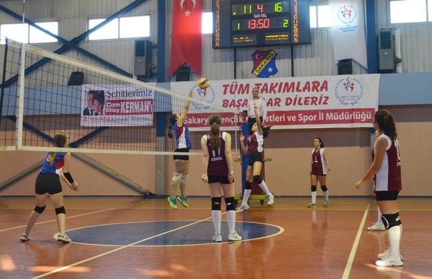 Salonda Okulların Şampiyonları belli oldu