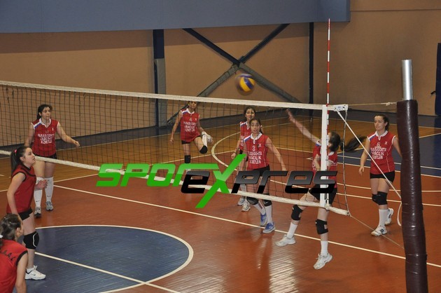 Okullar Arası Voleybol Yarı Final