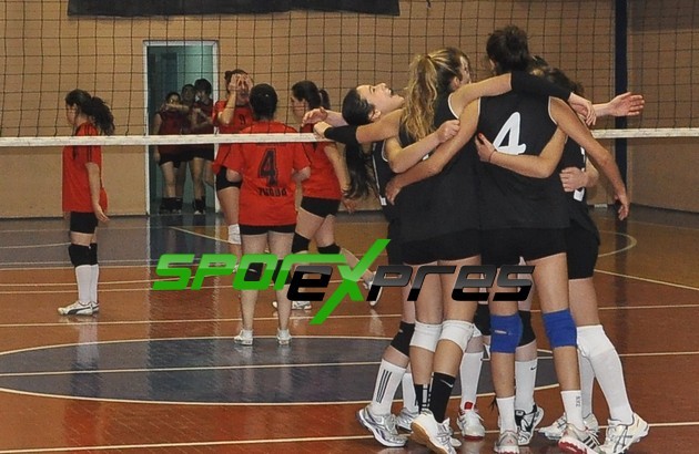 Okullar Arası Voleybol Yarı Final