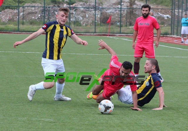 ﻿Sakaryaspor-Çorum maçı kavga çıkınca yarıda kaldı!