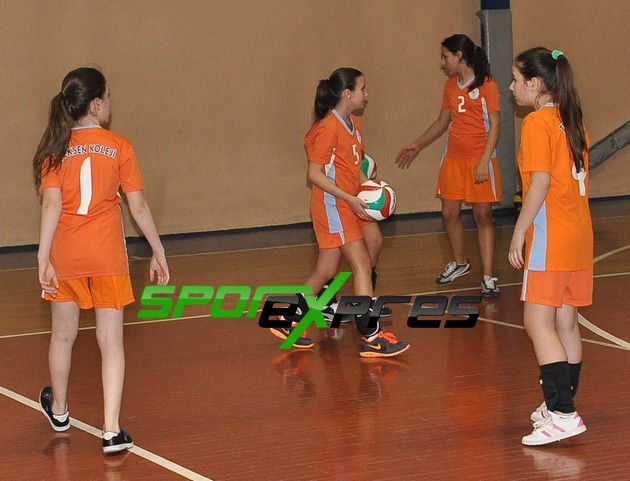 Okullar arası küçük kızlar Voleybol il birinciliği