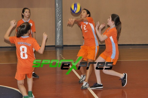 Okullar arası küçük kızlar Voleybol il birinciliği
