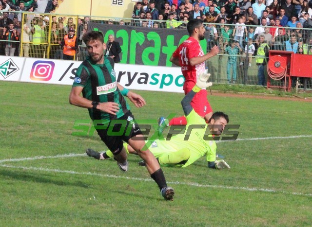 Sakaryaspor-Orhangazispor maçı