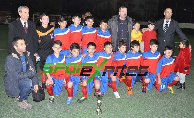 Şampiyon Ahmet Akkoç O.O