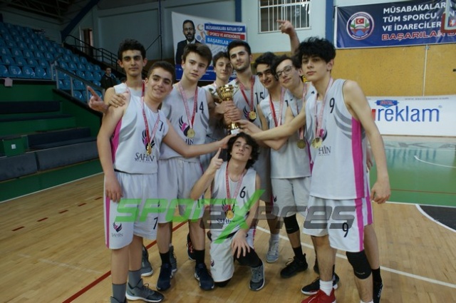 Basketbol’da Şampiyon Özel Şahin