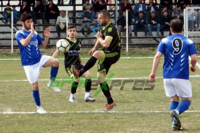 Pamukova 1968-Kalaycıspor:0-0