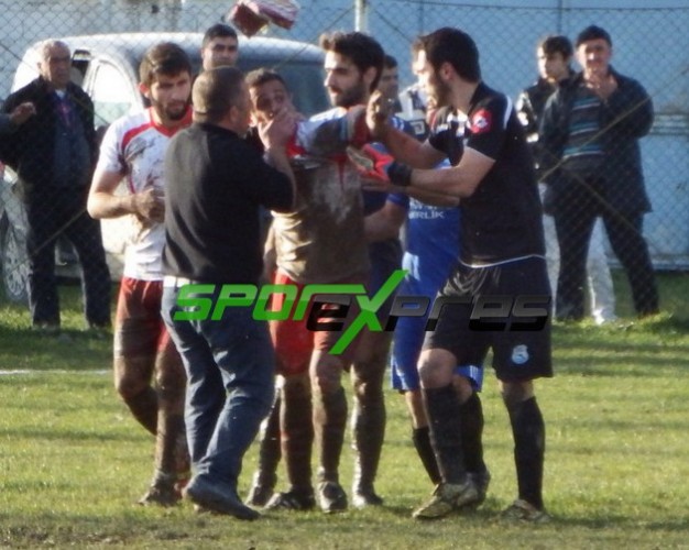 Kocaalispor-Pamukova Gençlergücü