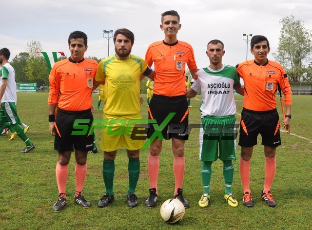 Şampiyon Pazarköyspor kupasını aldı