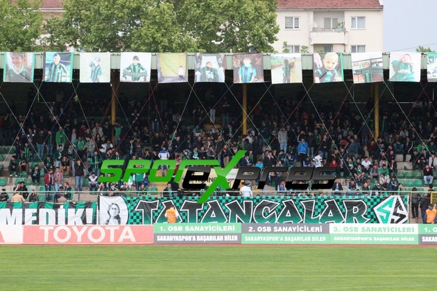 Sakaryaspor -Hacettepespor maçı resimleri
