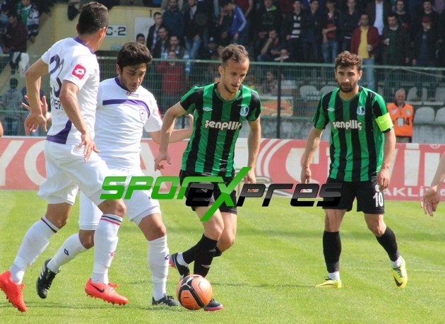 Sakaryaspor -Hacettepespor maçı resimleri