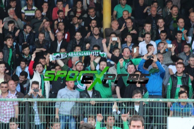 Sakaryaspor -Hacettepespor maçı resimleri