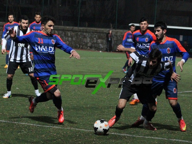 Garajlar Taçspor-Sahil karadenizspor:0-0