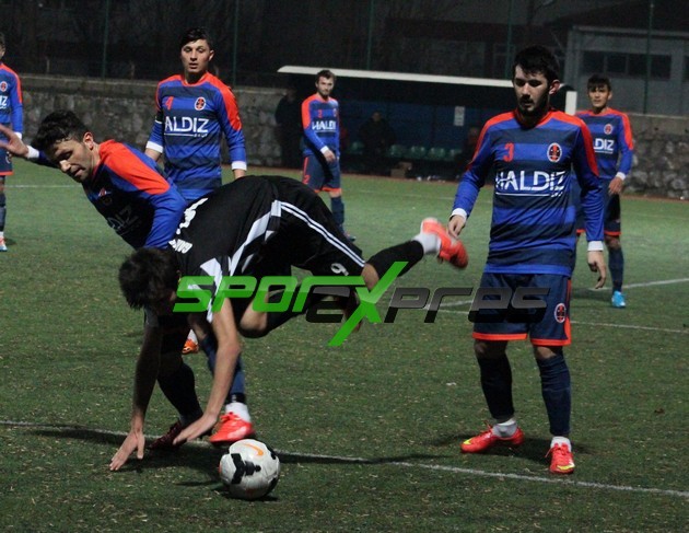 Garajlar Taçspor-Sahil karadenizspor:0-0