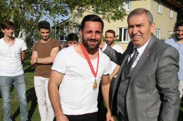 Kocaali Sahilspor Kupasına Kavuştu