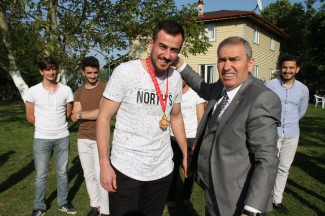 Kocaali Sahilspor Kupasına Kavuştu