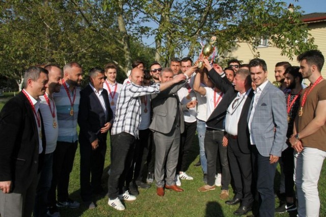 Kocaali Sahilspor Kupasına Kavuştu