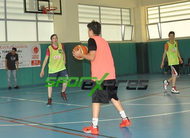 Sakarya'da 3x3 Basketbol şöleni yapıldı
