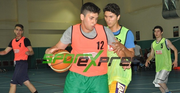 Sakarya'da 3x3 Basketbol şöleni yapıldı