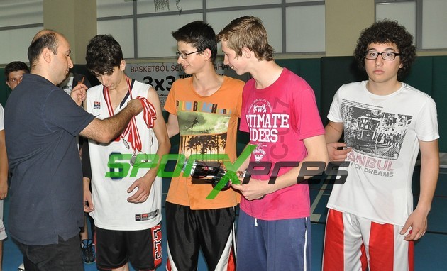 Sakarya'da 3x3 Basketbol şöleni yapıldı